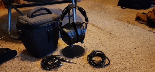 Audeze lcd closed - audeze, back